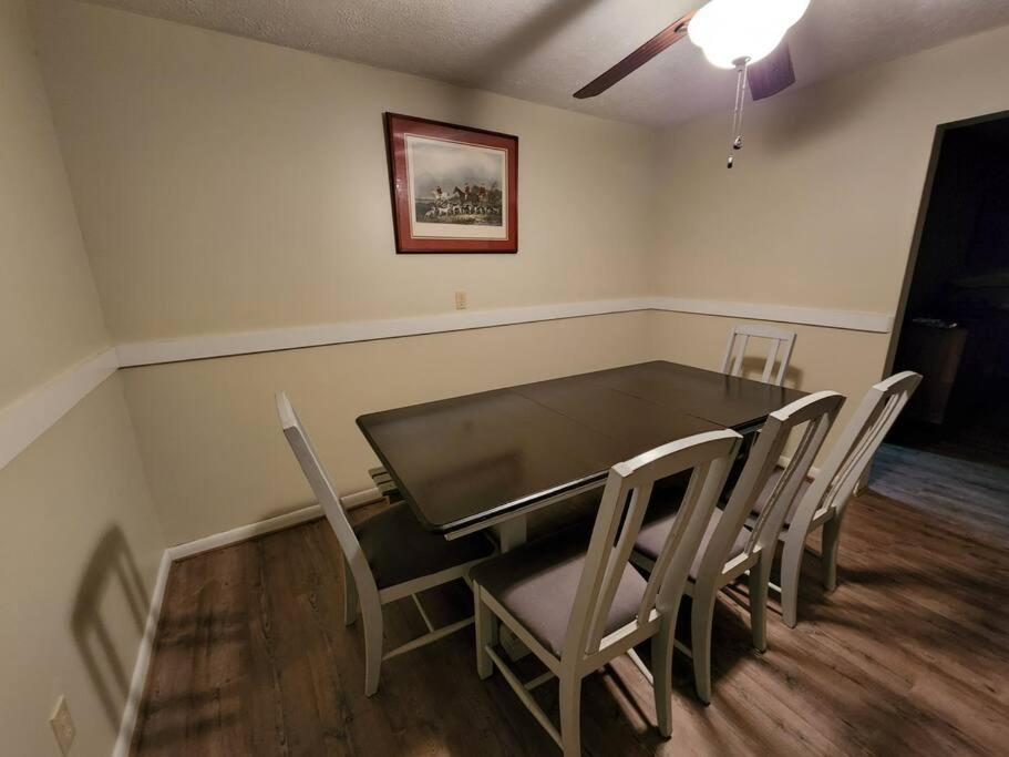 Spacious Family Farmhouse Pikeville Екстер'єр фото